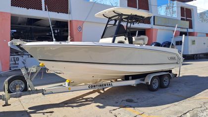23' Boston Whaler 2023 Yacht For Sale